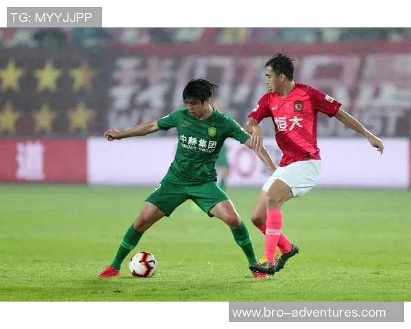 恒大与国安次回合激战在即球迷期待精彩对决与逆转奇迹